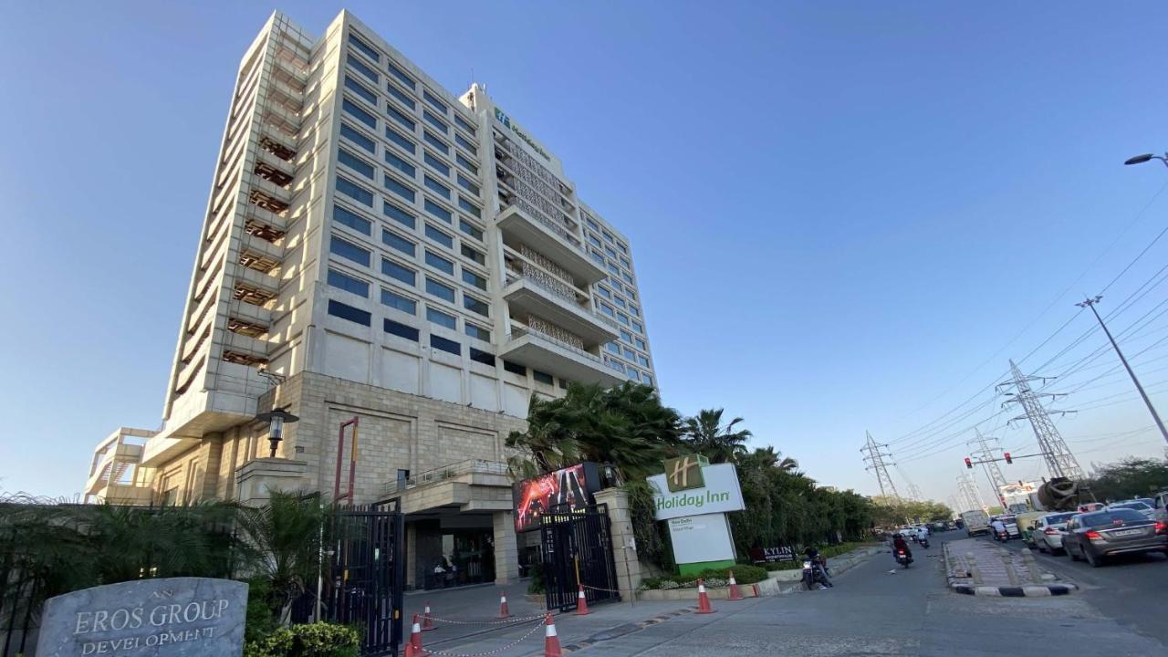 Holiday Inn New Delhi Mayur Vihar Noida By Ihg Exterior photo The Green Square