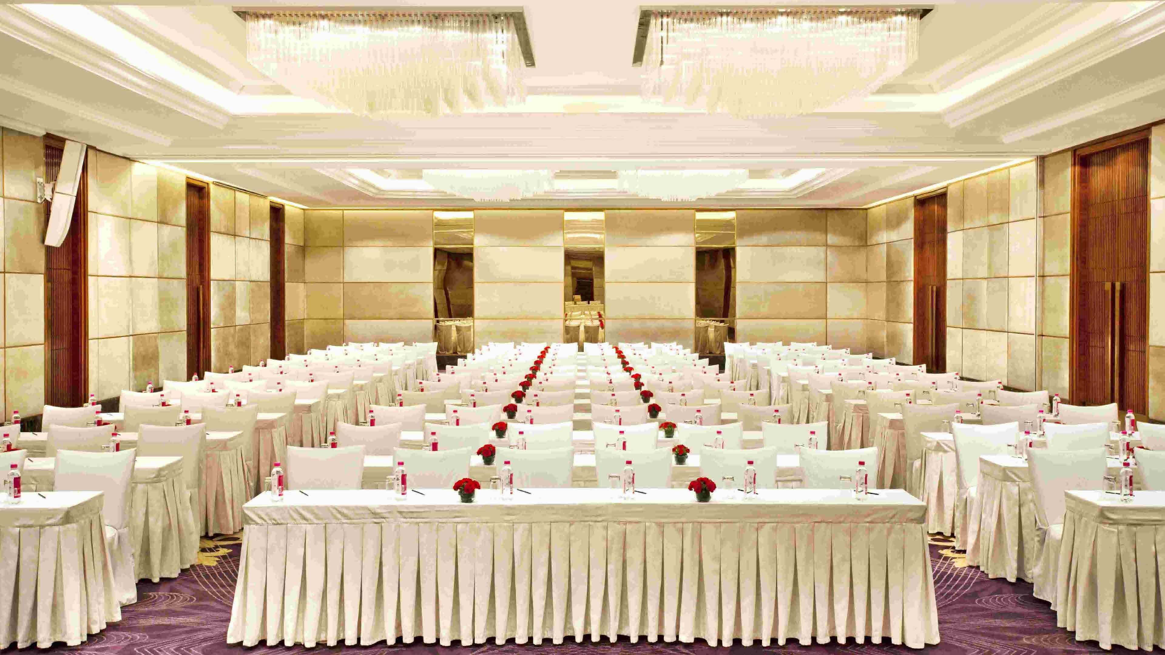 Holiday Inn New Delhi Mayur Vihar Noida By Ihg Exterior photo The Grand Ballroom