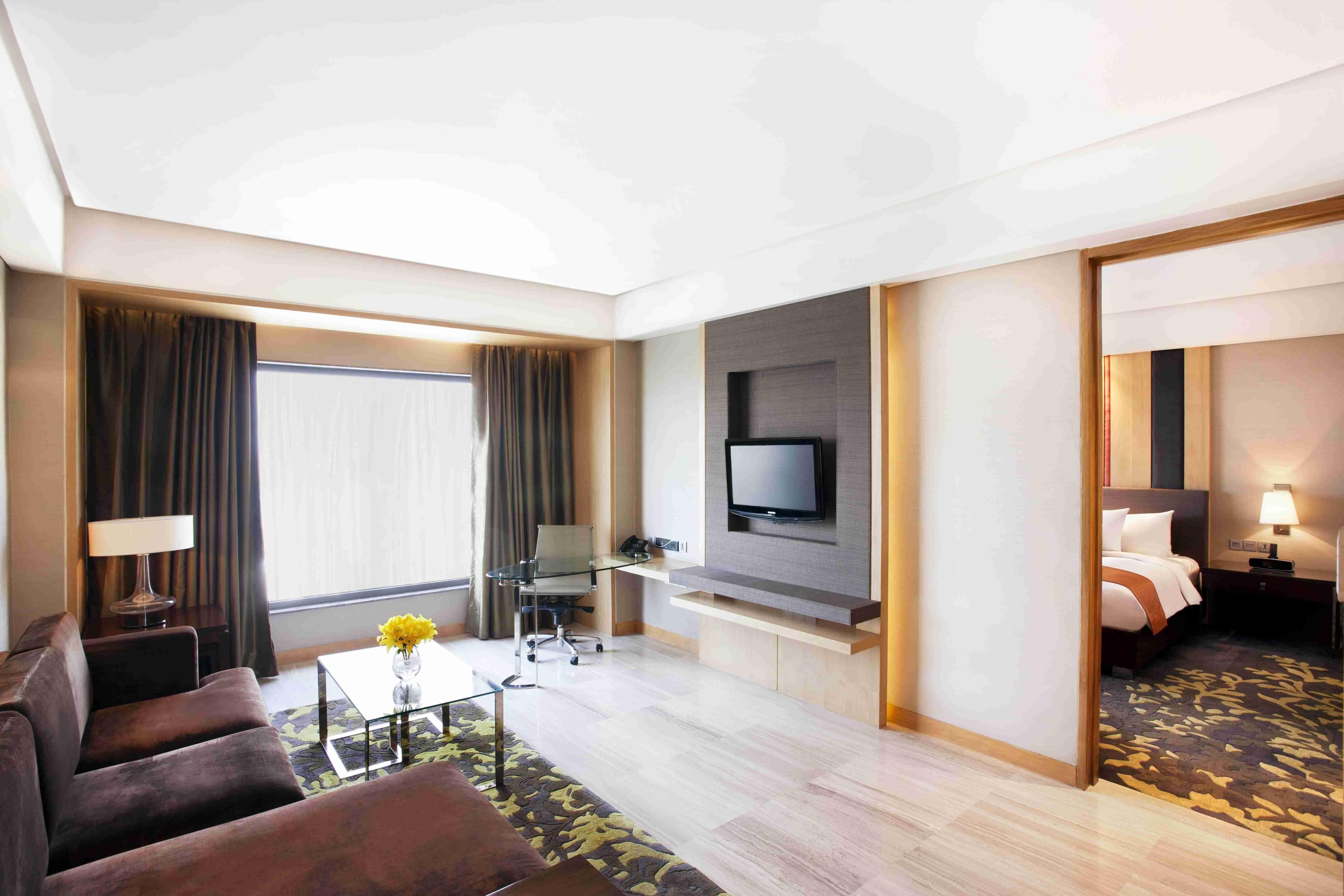 Holiday Inn New Delhi Mayur Vihar Noida By Ihg Exterior photo Suite
