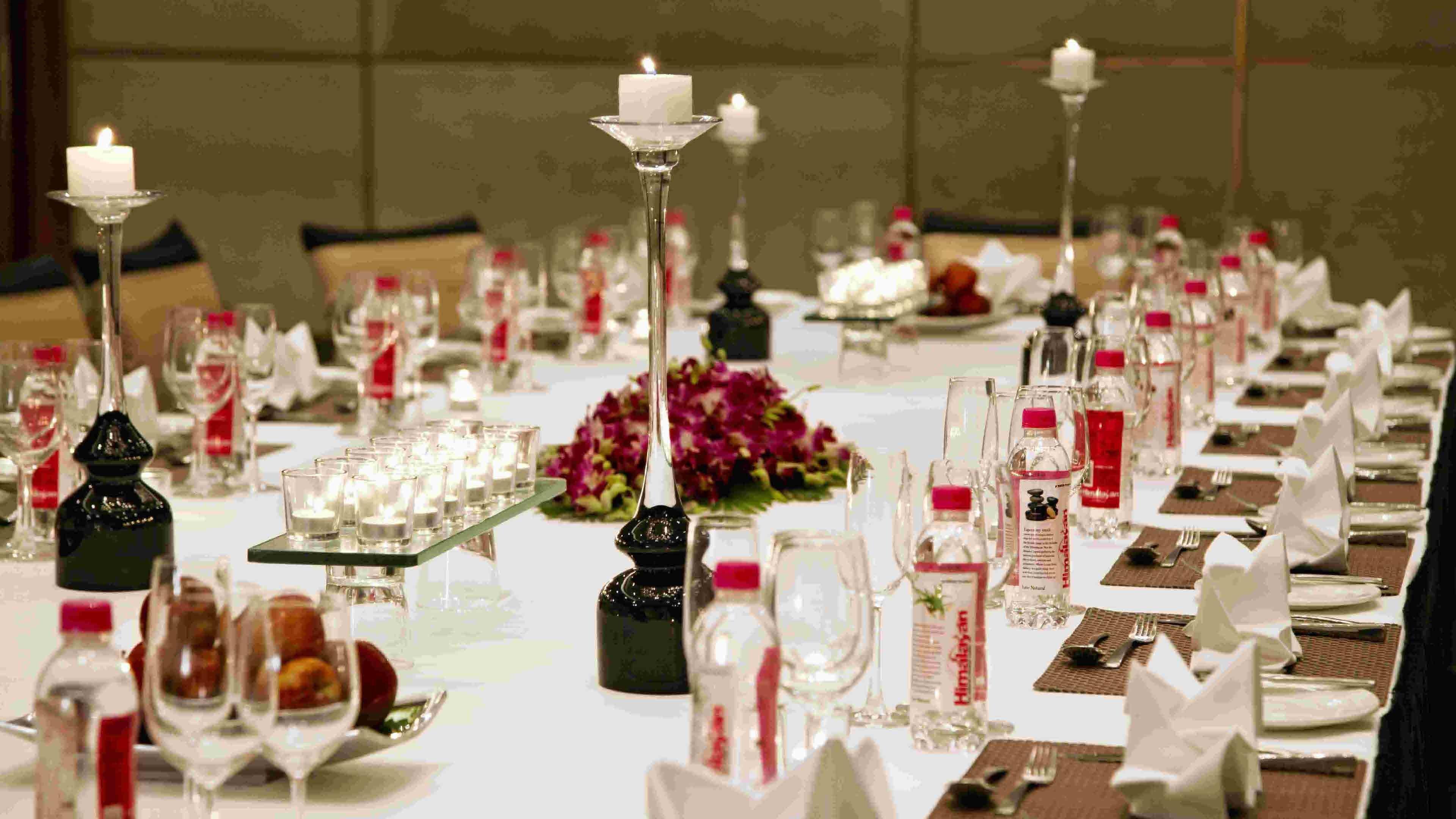Holiday Inn New Delhi Mayur Vihar Noida By Ihg Exterior photo A table set for a formal dinner