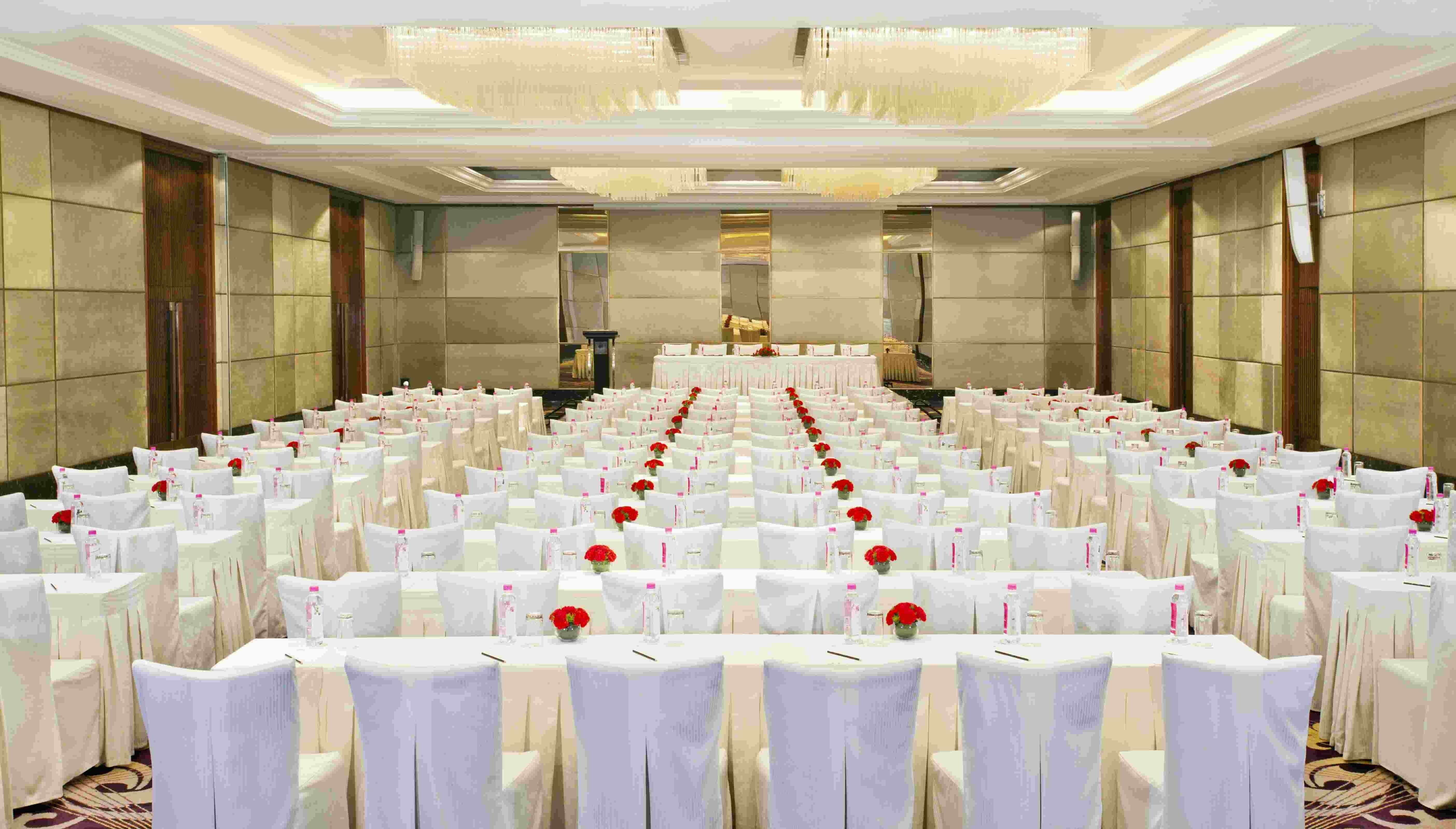 Holiday Inn New Delhi Mayur Vihar Noida By Ihg Exterior photo The Grand Ballroom
